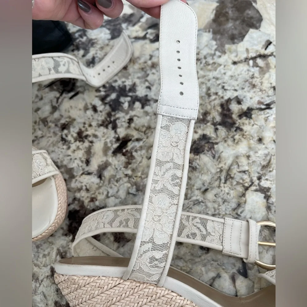 Stuart weitzman ivory lace wedges with gold hardware - Picture 10 of 12